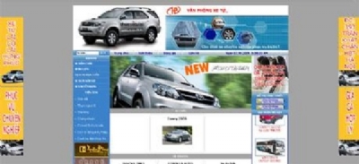 Thiết kế web giá rẻ thuê xe lái thử
